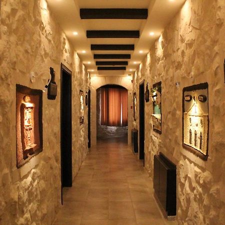 Mount Nebo Hotel & Restaurant Madaba City Center Екстериор снимка
