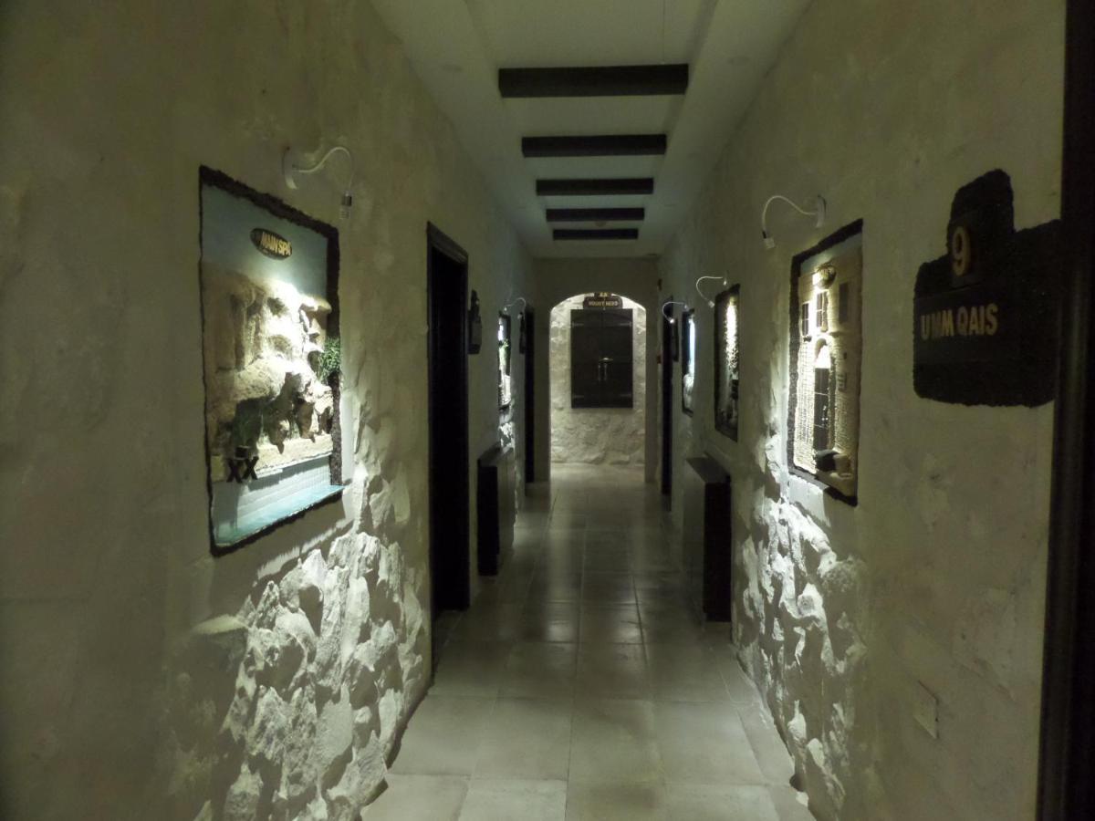 Mount Nebo Hotel & Restaurant Madaba City Center Екстериор снимка