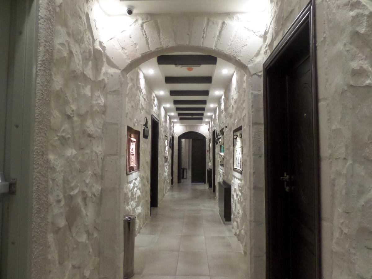 Mount Nebo Hotel & Restaurant Madaba City Center Екстериор снимка